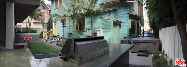 $3,399,000 | 1238 West 30th Street, Los Angeles, CA 90007