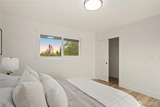 $949,950 | 708 Waverly Avenue, Everett, WA 98201