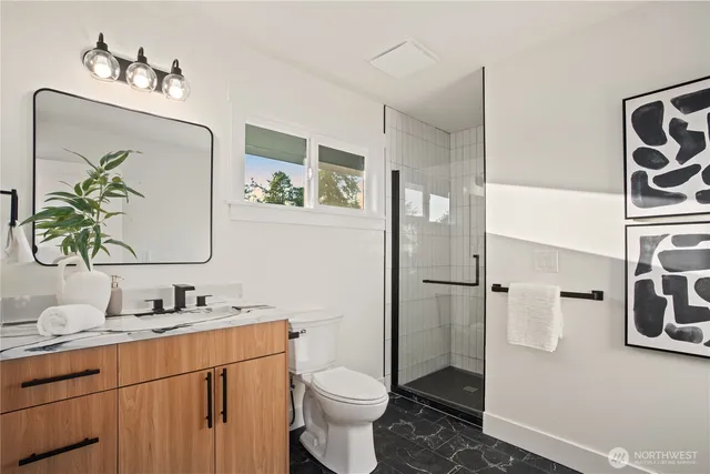 $949,950 | 708 Waverly Avenue, Everett, WA 98201