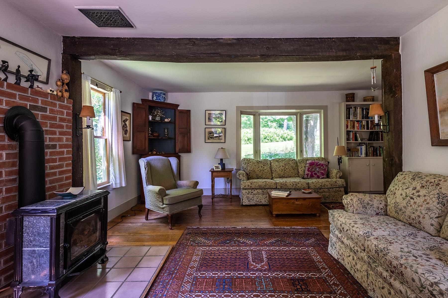5994 Broad Brook Road Pomfret, VT 05068 - Photo 3 of 33