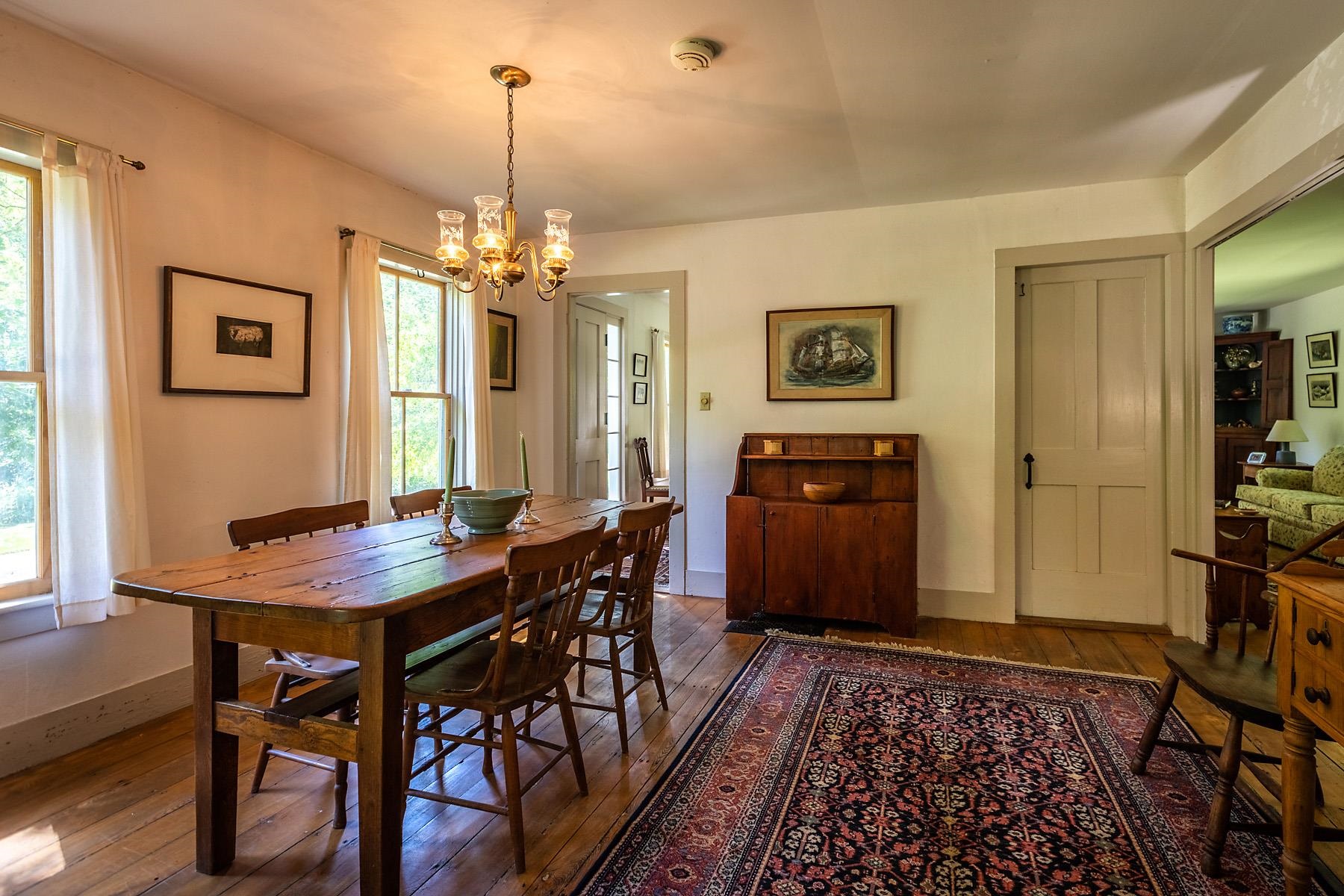 5994 Broad Brook Road Pomfret, VT 05068 - Photo 8 of 33