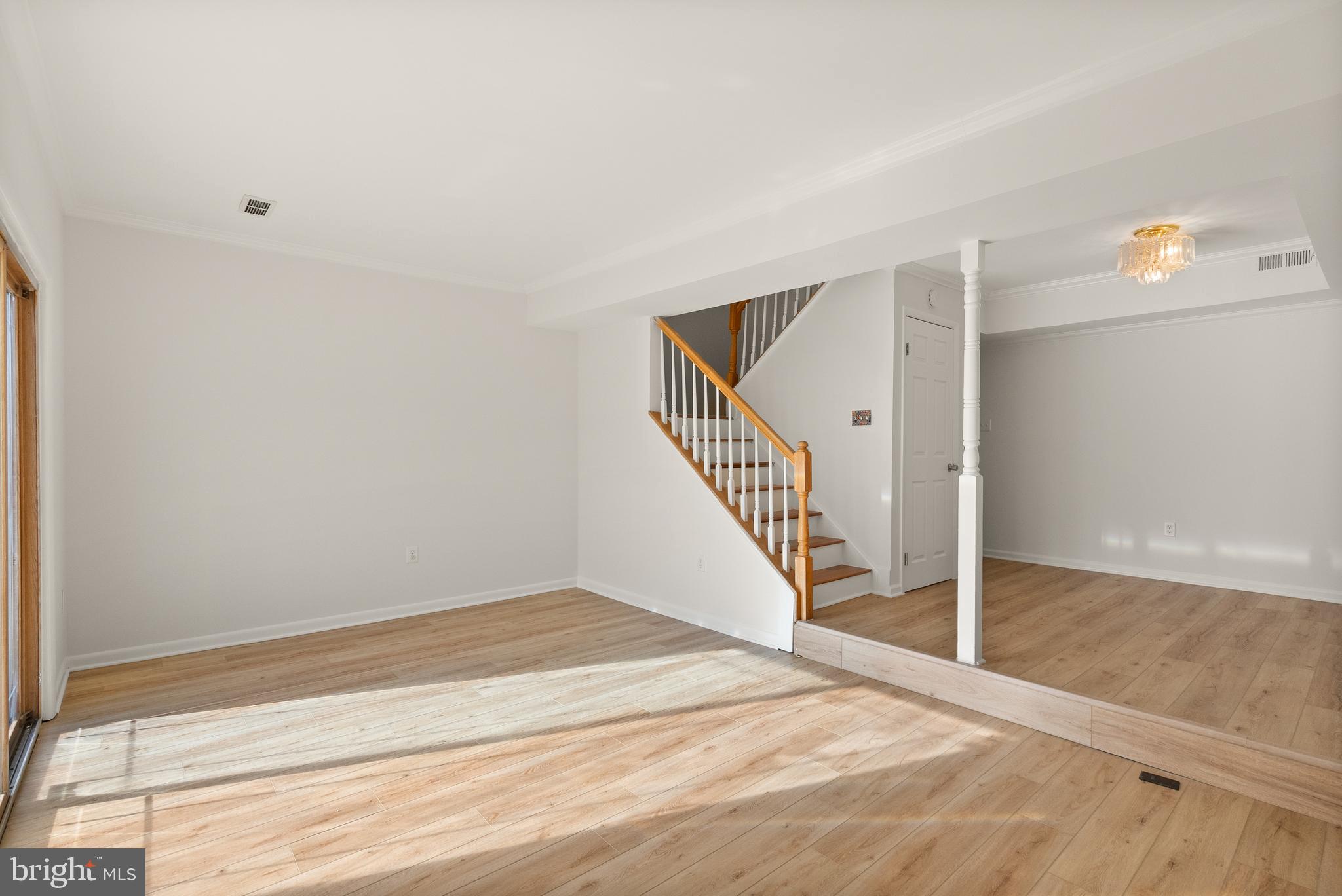 15278 Cloverdale Road Woodbridge, VA 22193 - Photo 9 of 35 a view of a interior of the house