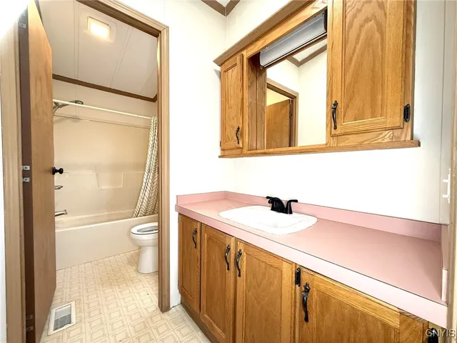 $165,000 | 223 Highway 5, Elbridge, NY 13166