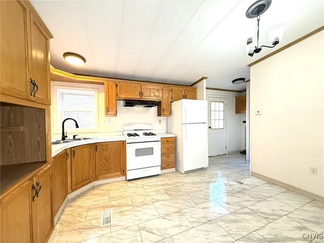 $165,000 | 223 Highway 5, Elbridge, NY 13166