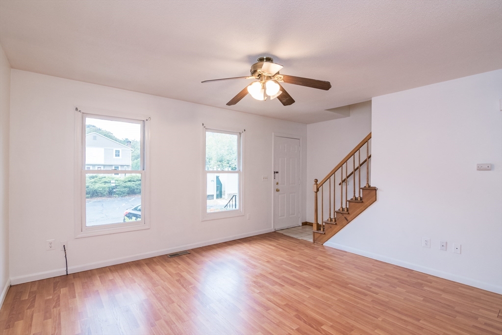 1430 Russell Road, Unit 35 Westfield, MA 01085 - Photo 4 of 29