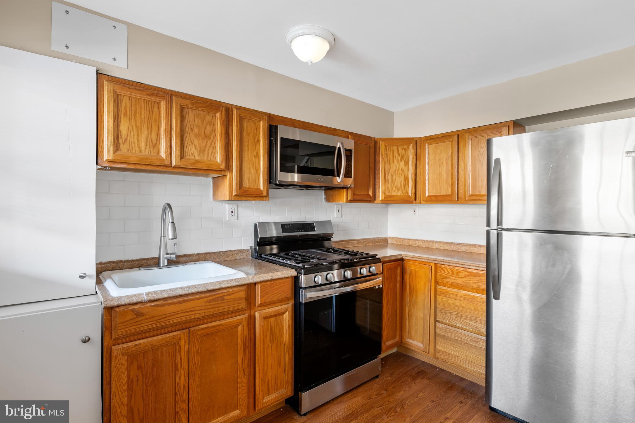 8004 Gray Haven Road Dundalk, MD 21222 - Photo 11 of 37