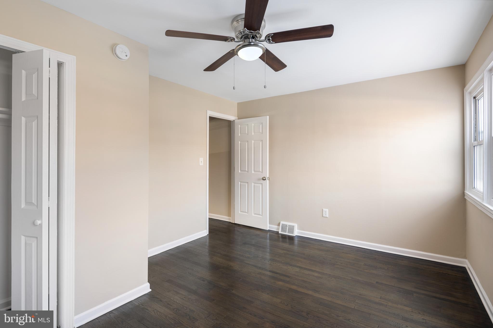 8004 Gray Haven Road Dundalk, MD 21222 - Photo 27 of 37
