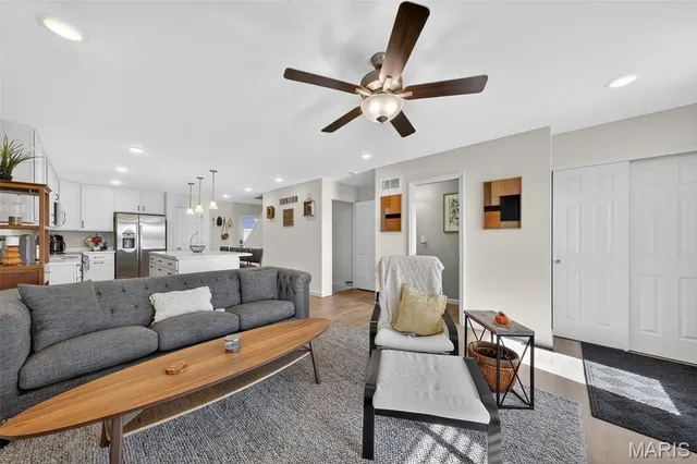 $419,900 | 3136 Pirogue Street, St. Charles, MO 63301