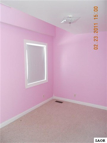 2482 North McKinley Road Flushing, MI 48433 - Photo 6 of 9 42153-5.JPG