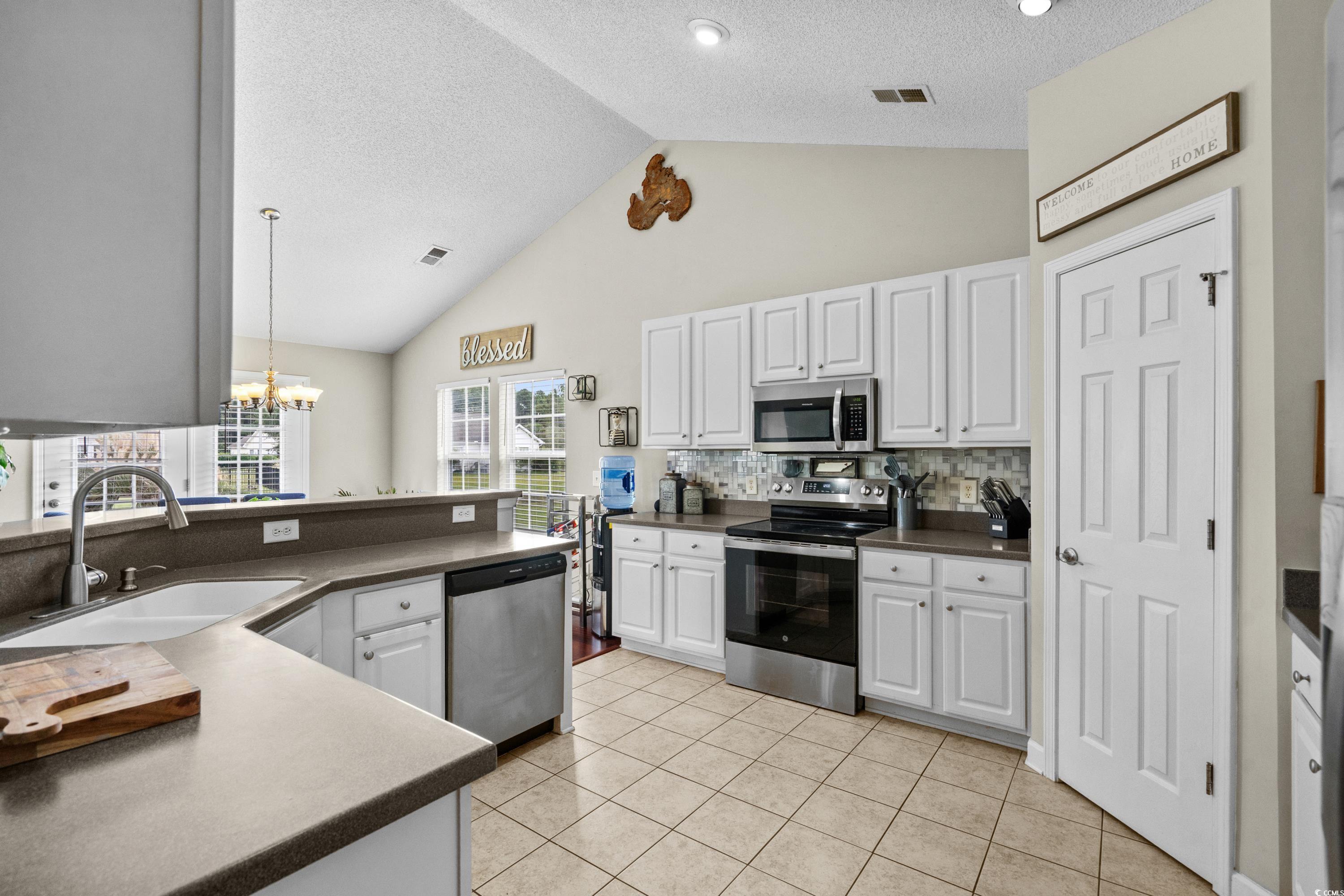 419 Wellman Court Conway, SC 29526 - Photo 8 of 40