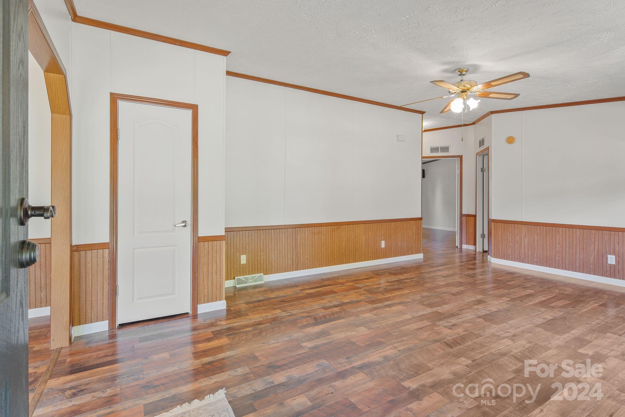 25 Easter Gap Road Marshall, NC 28753 - Photo 4 of 29 Gallery Image 4