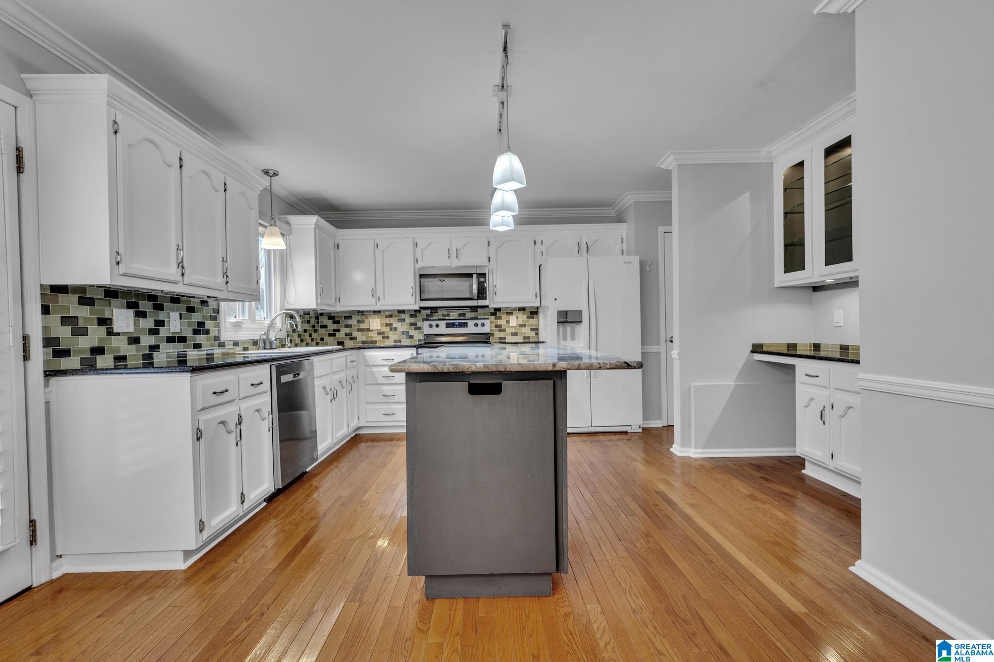 2020 Little Ridge Circle Birmingham, AL 35242 - Photo 45 of 54