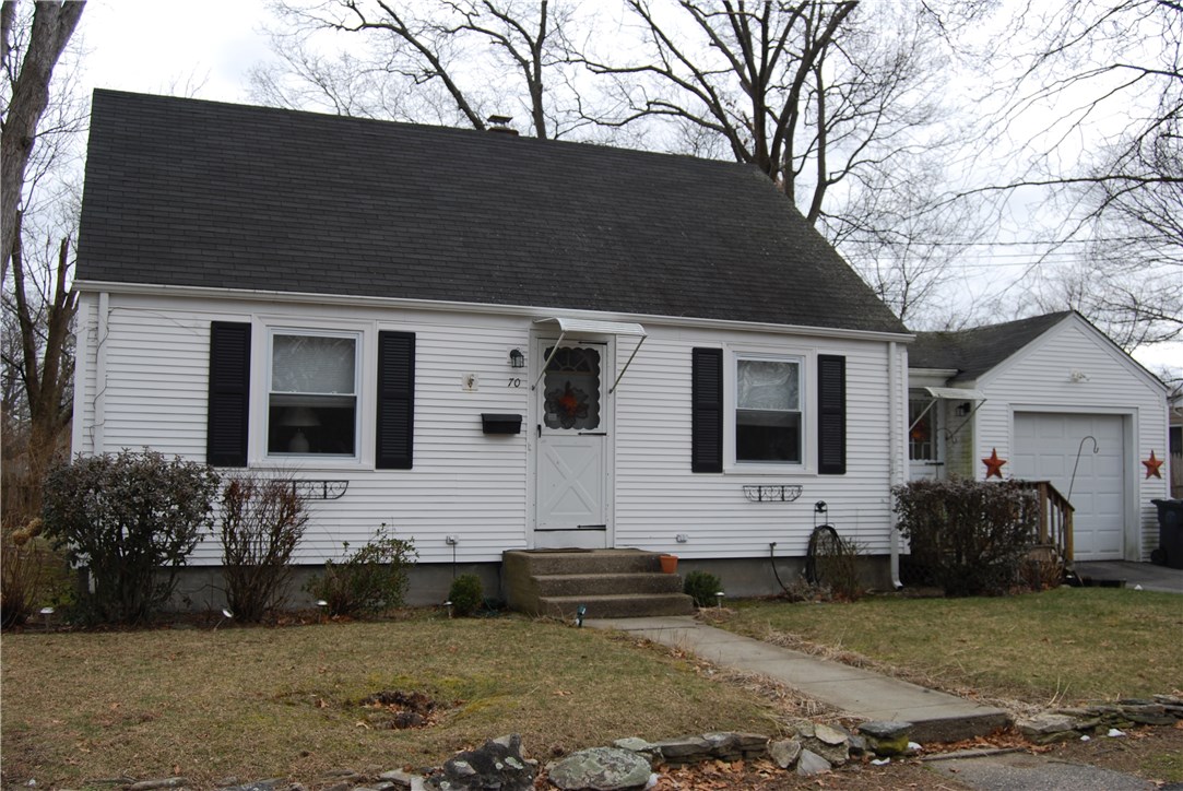 70 Inman Avenue Warwick, RI 02886 - Photo 1 of 18 Gallery Image 1