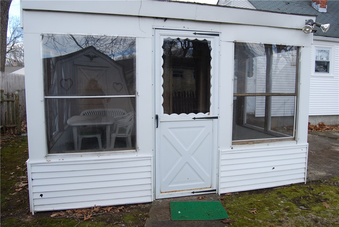 70 Inman Avenue Warwick, RI 02886 - Photo 17 of 18 Gallery Image 17