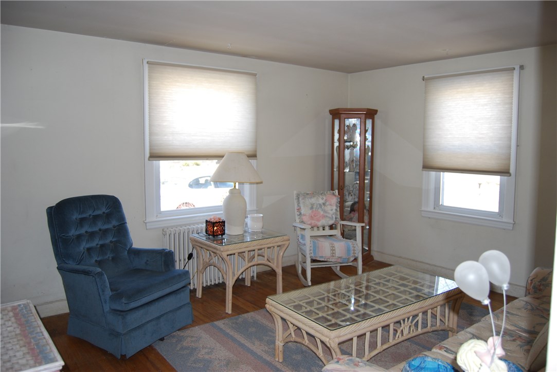 70 Inman Avenue Warwick, RI 02886 - Photo 8 of 18 Gallery Image 8