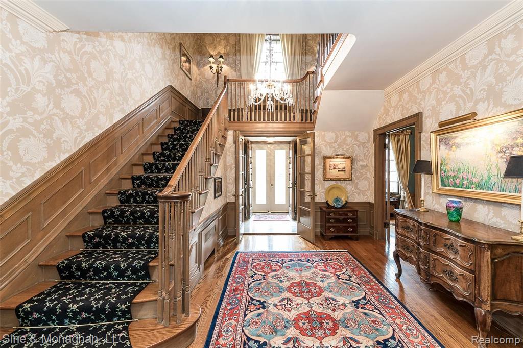 55 Lewiston Road Grosse Pointe Farms, MI 48236 - Photo 4 of 59