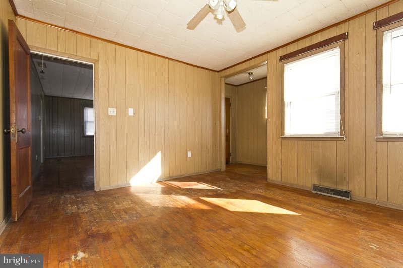 6906 River Drive Road Sparrows Point, MD 21219 - Photo 13 of 23 Bedroom (Master)