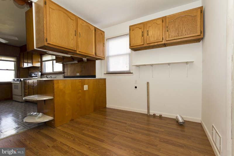 6906 River Drive Road Sparrows Point, MD 21219 - Photo 18 of 23 Dining Room
