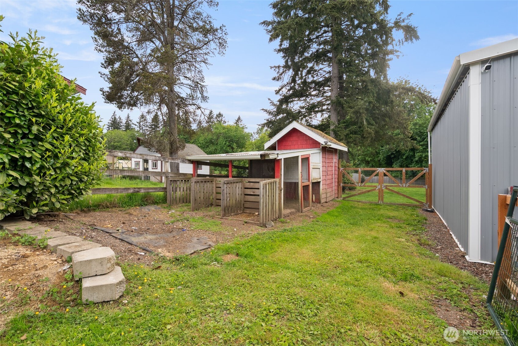 6096 East Collins Road Port Orchard, WA 98366 - Photo 31 of 40
