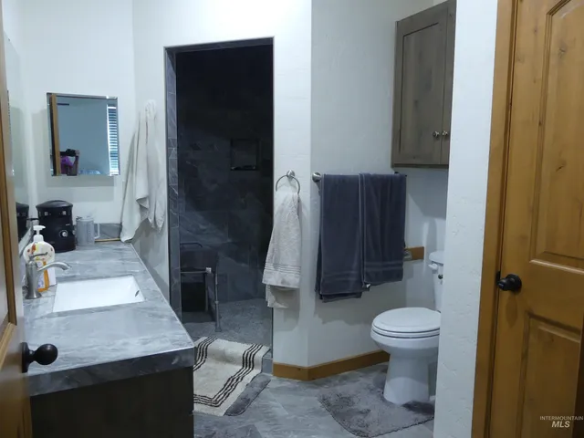 $650,000 | 2193 Apple Lane, Mesa, ID 83643