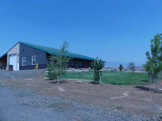 $650,000 | 2193 Apple Lane, Mesa, ID 83643