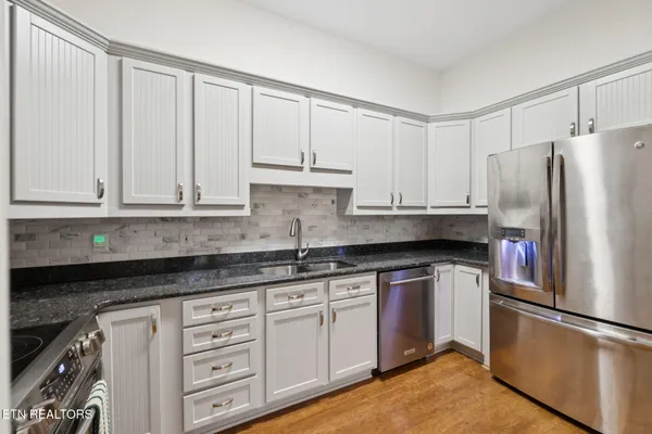 $395,000 | 375 Paine Lake Drive, Sevierville, TN 37862