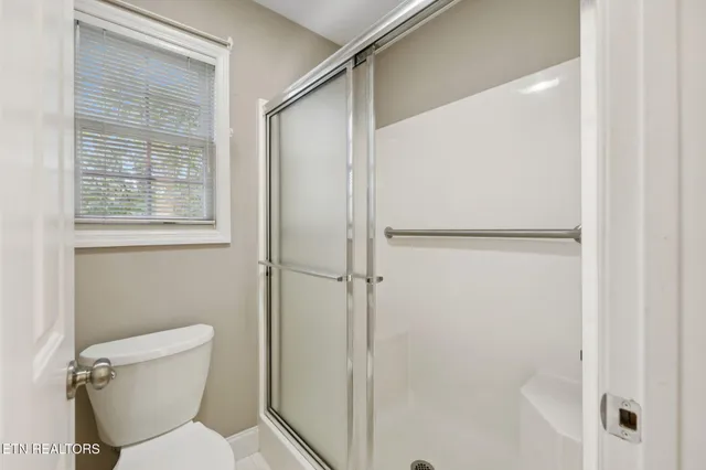 $399,000 | 375 Paine Lake Drive, Sevierville, TN 37862