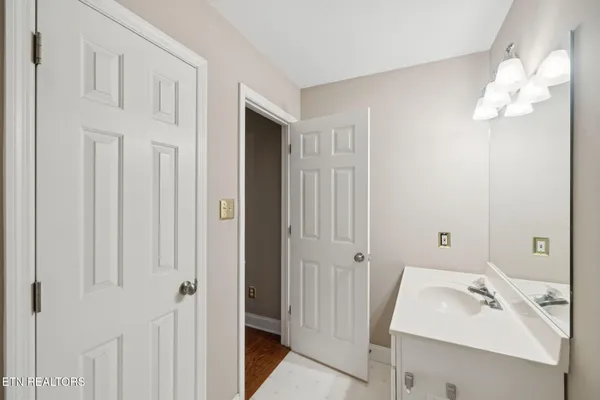 $395,000 | 375 Paine Lake Drive, Sevierville, TN 37862