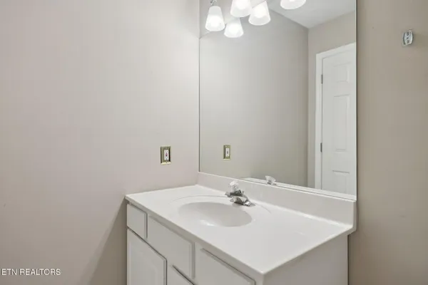 $395,000 | 375 Paine Lake Drive, Sevierville, TN 37862