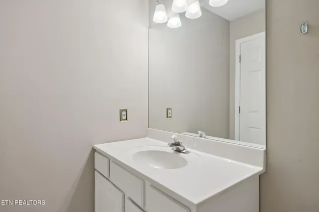 $399,000 | 375 Paine Lake Drive, Sevierville, TN 37862