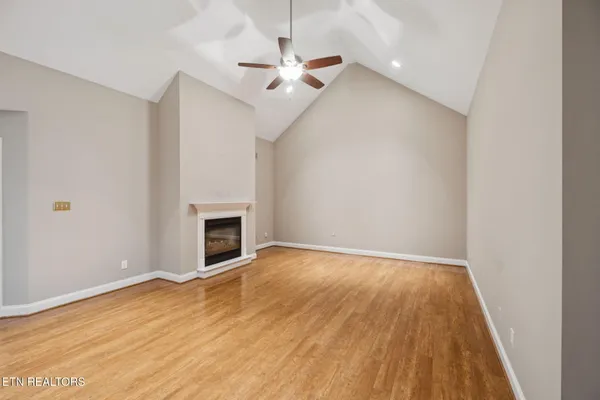 $395,000 | 375 Paine Lake Drive, Sevierville, TN 37862