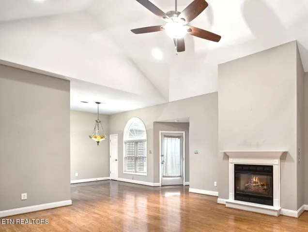 $399,000 | 375 Paine Lake Drive, Sevierville, TN 37862