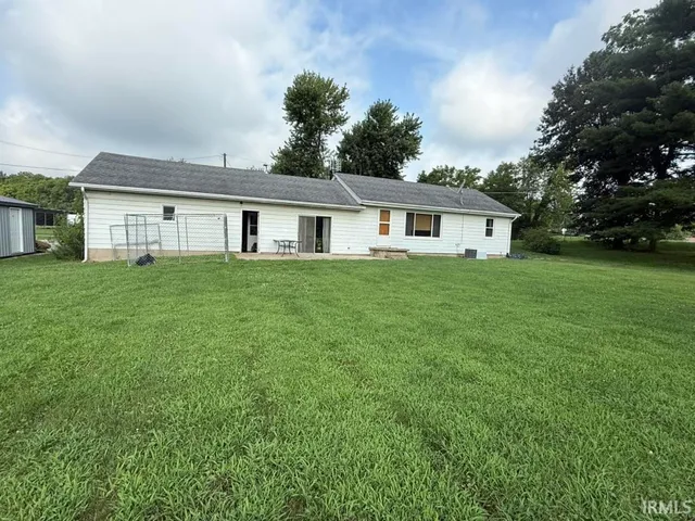 $180,000 | 312 South Clinton Street, Clinton, IN 47842