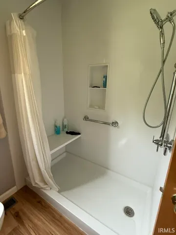 $180,000 | 312 South Clinton Street, Clinton, IN 47842