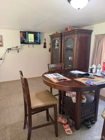 $180,000 | 312 South Clinton Street, Clinton, IN 47842