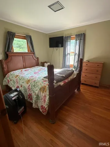 $180,000 | 312 South Clinton Street, Clinton, IN 47842