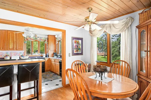 $899,000 | 1690 Highway 61, Two Harbors, MN 55616