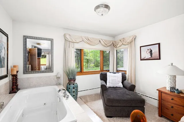 $899,000 | 1690 Highway 61, Two Harbors, MN 55616