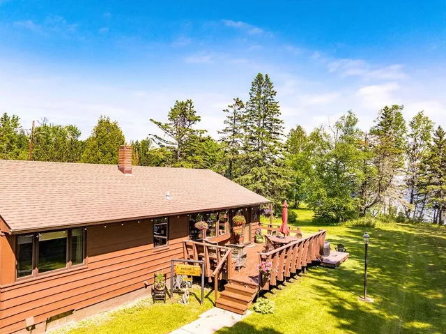 $899,000 | 1690 Highway 61, Two Harbors, MN 55616