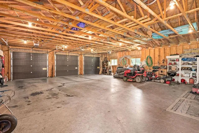 $899,000 | 1690 Highway 61, Two Harbors, MN 55616