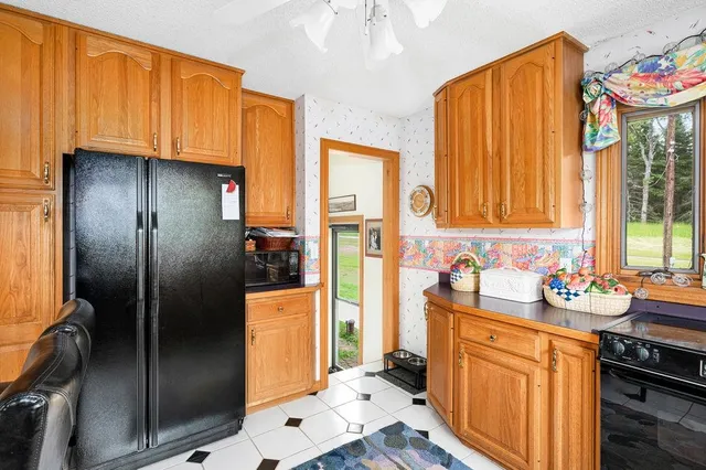 $899,000 | 1690 Highway 61, Two Harbors, MN 55616