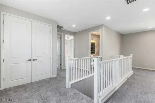 $2,600 | 10016 Silver Comet Court, Las Vegas, NV 89178