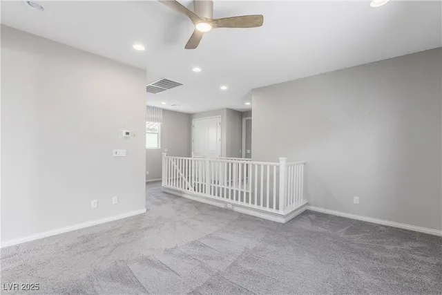 $2,600 | 10016 Silver Comet Court, Las Vegas, NV 89178