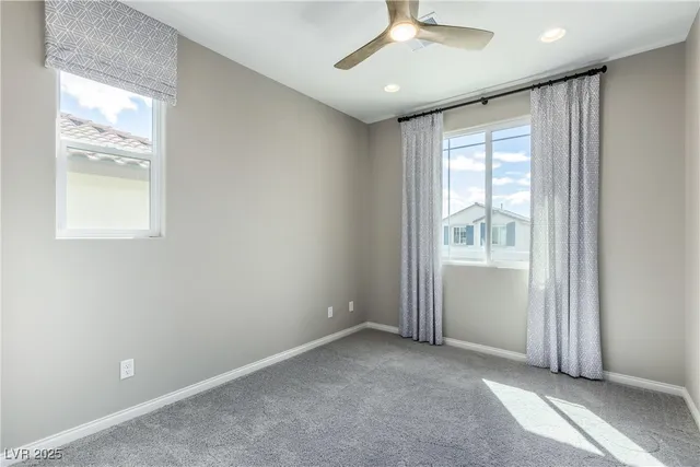 $2,600 | 10016 Silver Comet Court, Las Vegas, NV 89178