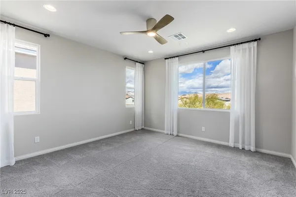$2,600 | 10016 Silver Comet Court, Las Vegas, NV 89178