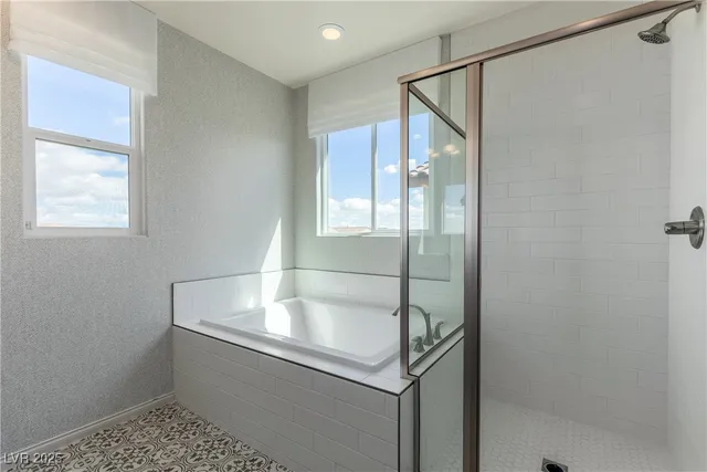 $2,600 | 10016 Silver Comet Court, Las Vegas, NV 89178