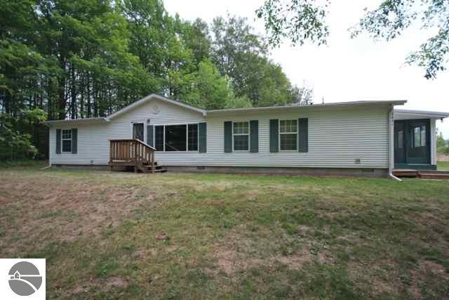 7821 Hodge Road Kingsley, MI 49649 - Photo 1 of 15 1712929.JPG