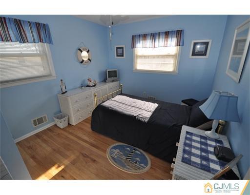 38 Bartman Road East Brunswick, NJ 08816 - Photo 12 of 20 Gallery Image 12