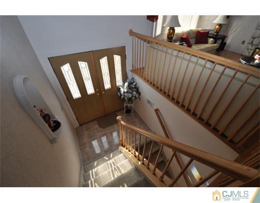 38 Bartman Road East Brunswick, NJ 08816 - Photo 3 of 20 Gallery Image 3