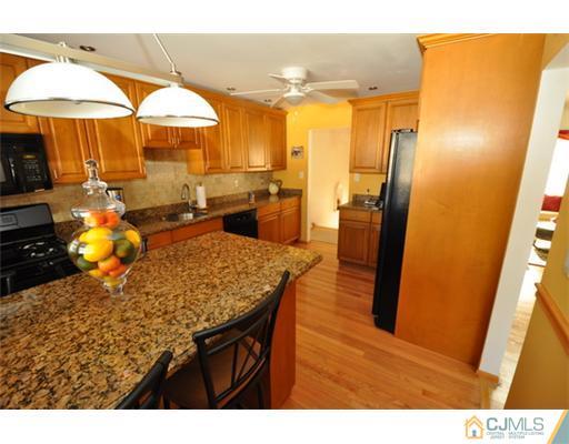 38 Bartman Road East Brunswick, NJ 08816 - Photo 8 of 20 Gallery Image 8